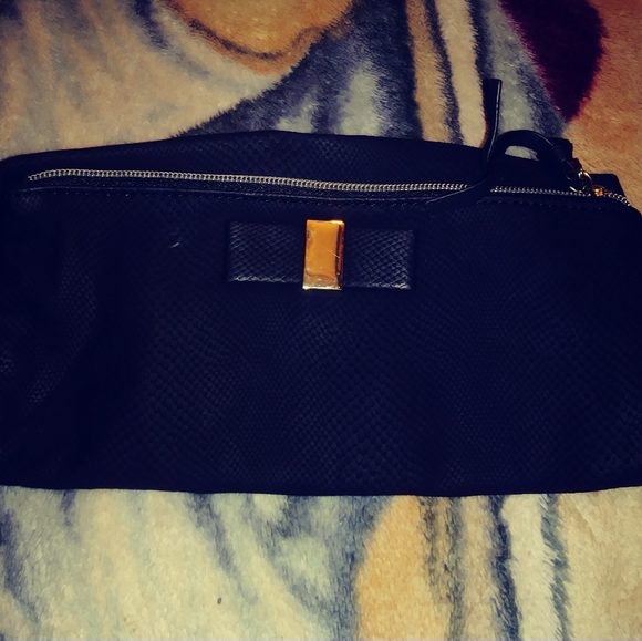 new bags purses totes n more